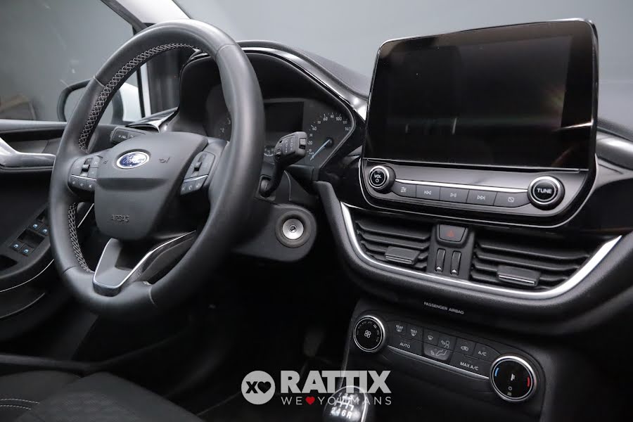 Ford Fiesta 1.0 Ecoboost Hybrid 125CV Titanium  FROZEN WHITE  Aziendale foto 17