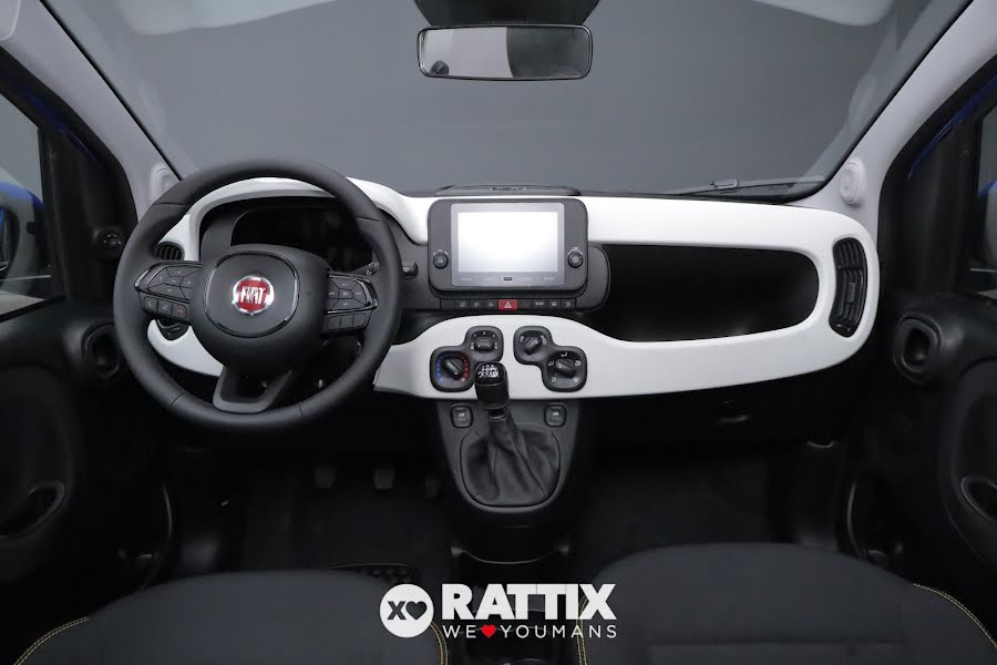 Fiat Panda Pandina 1.0 Firefly Hybrid 70CV  BLU ITALIA METALLIZZATO  Km 0 foto 8