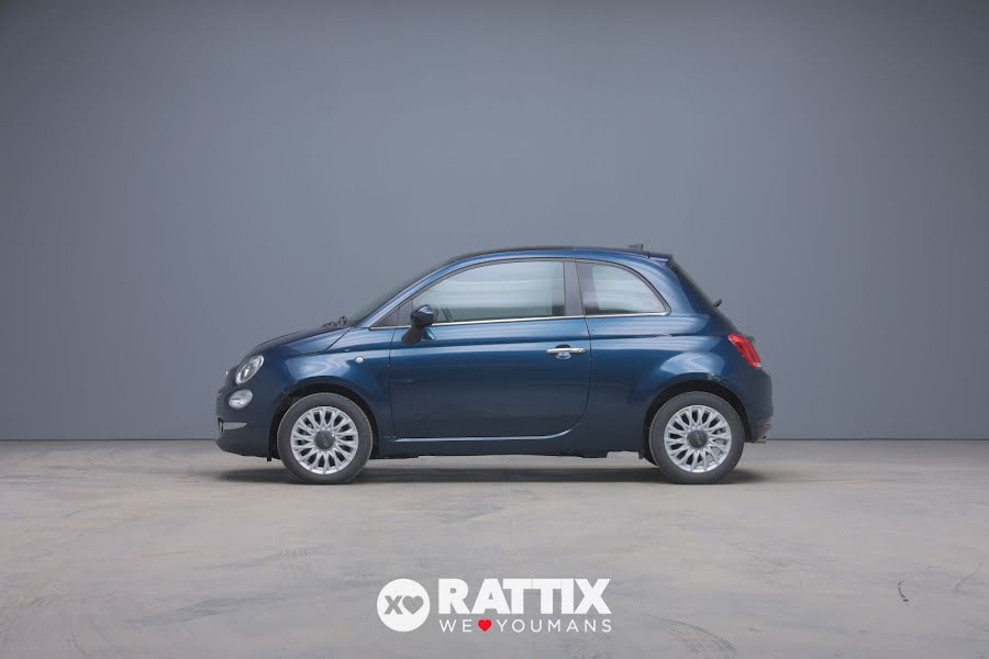 Fiat 500 1.0 Hybrid 70CV Dolcevita + tetto panoramico blu dipinto di blu  Aziendale foto 2