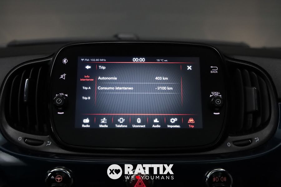 Fiat 500 1.0 Hybrid 70CV Dolcevita + tetto panoramico blu dipinto di blu  Aziendale foto 16