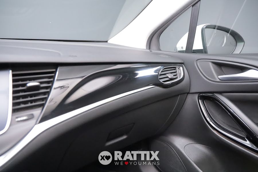 Opel Astra 1.2 t 130CV Business Elegance  Bianco  Usato foto 28