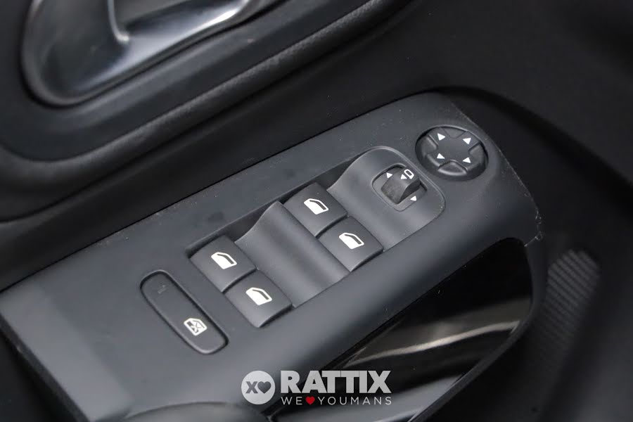 Citroen C5 Aircross 1.6 Hybrid PHEV 225CV Shine Pack e-EAT8 Grigio Artense  Km 0 foto 32