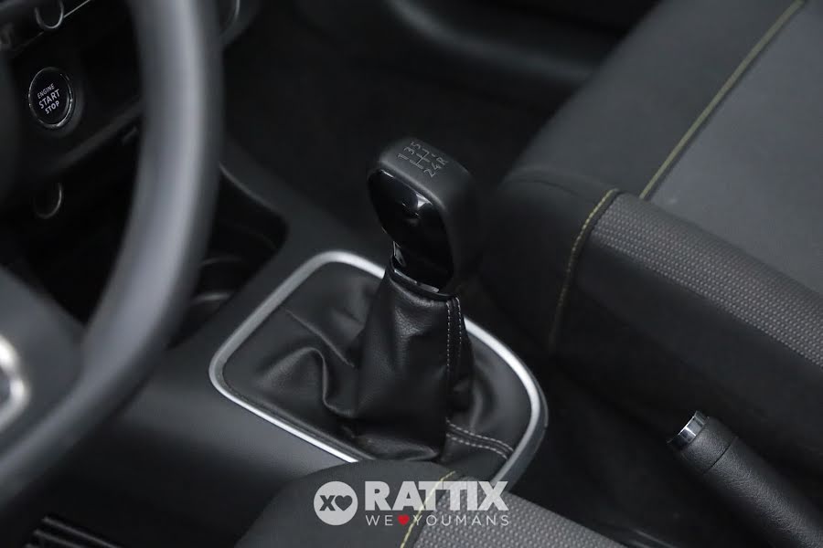 Citroen C3 1.2 Puretech 83CV Shine NERO PERLA  Aziendale foto 24