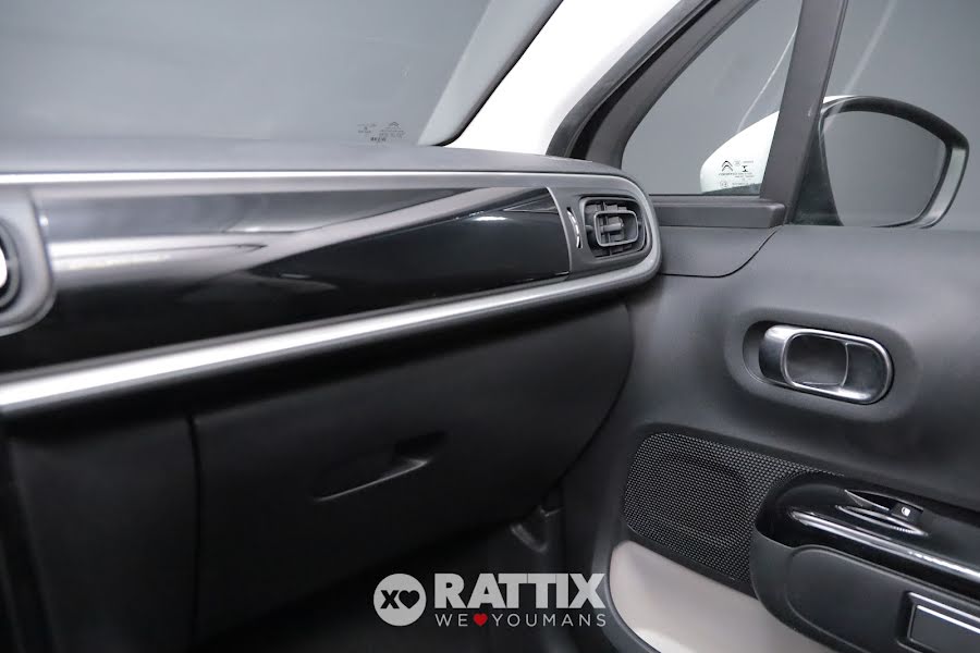 Citroen C3 1.2 Puretech 83CV Shine NERO PERLA  Aziendale foto 28