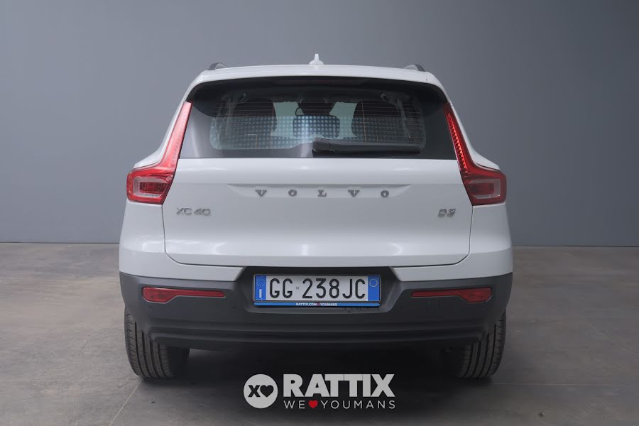 Volvo XC40 2.0 D3 150CV Business Geartronic AWD Bianco  Aziendale foto 5