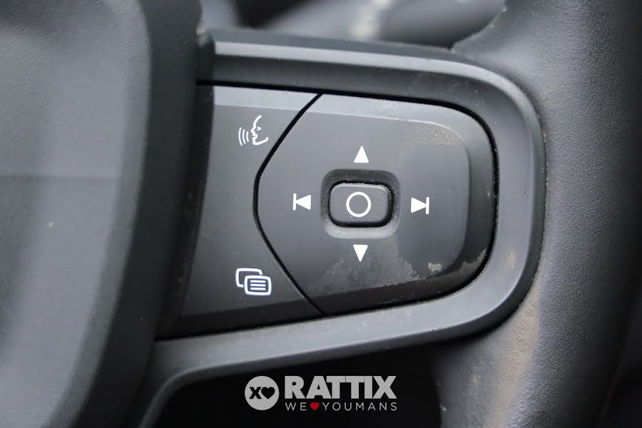 Volvo XC40 2.0 D3 150CV Business Geartronic AWD Bianco  Aziendale foto 12