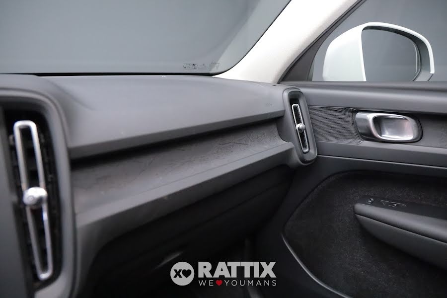 Volvo XC40 2.0 D3 150CV Business Geartronic AWD Bianco  Aziendale foto 25