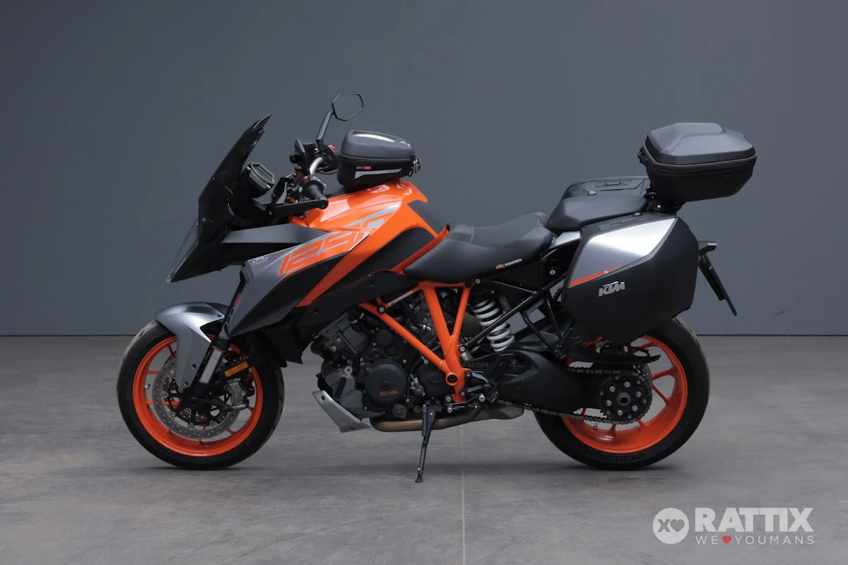 KTM Super Duke 1290 GT