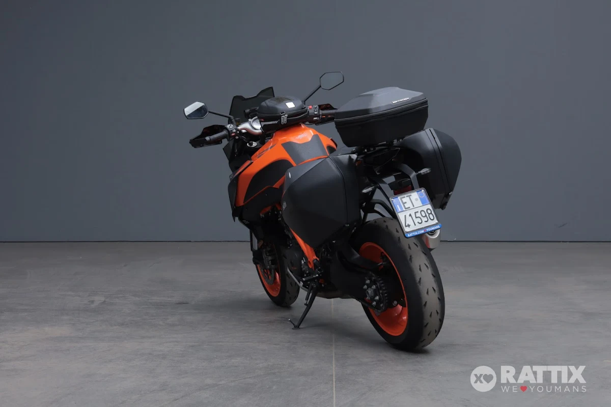 KTM Super Duke 1290 GT