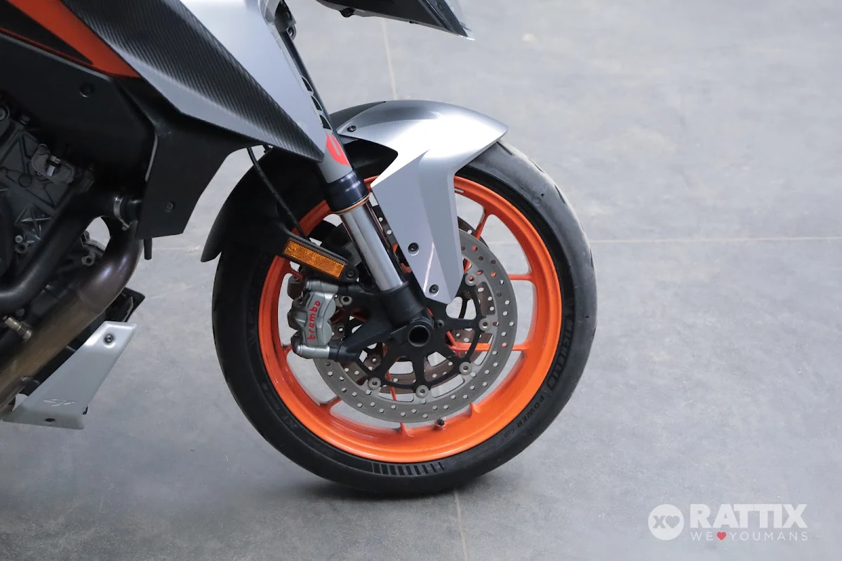 KTM Super Duke 1290 GT