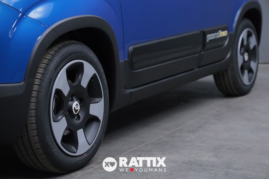 Fiat Panda Pandina 1.0 Firefly Hybrid 70CV BLU ITALIA METALLIZZATO  Km 0 foto 4