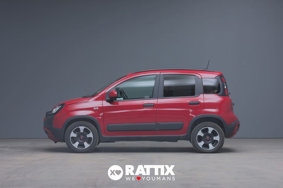 Fiat Panda 1.0 Firefly Hybrid 70CV Cross rosso  Aziendale foto 2