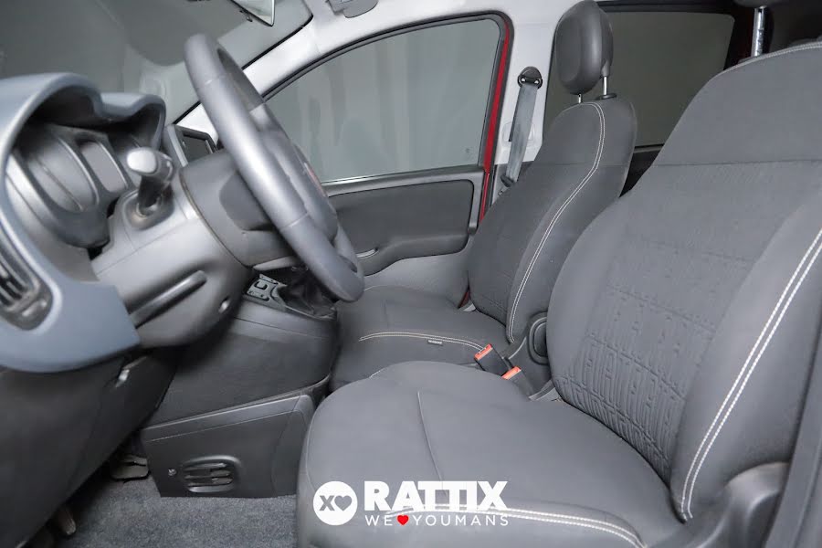 Fiat Panda 1.0 Firefly Hybrid 70CV Cross rosso  Aziendale foto 7