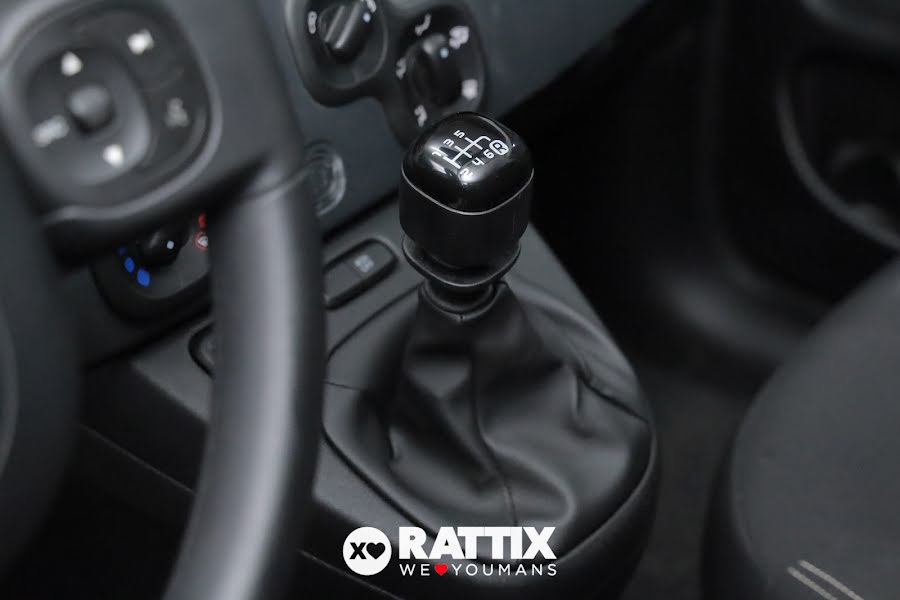 Fiat Panda 1.0 Firefly Hybrid 70CV Cross rosso  Aziendale foto 16