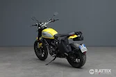 DUCATI Scrambler 800 Icon Yellow