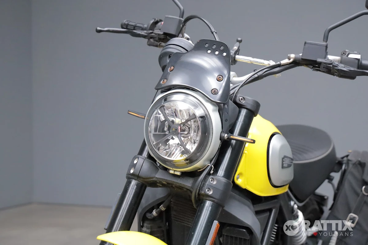 DUCATI Scrambler 800 Icon Yellow
