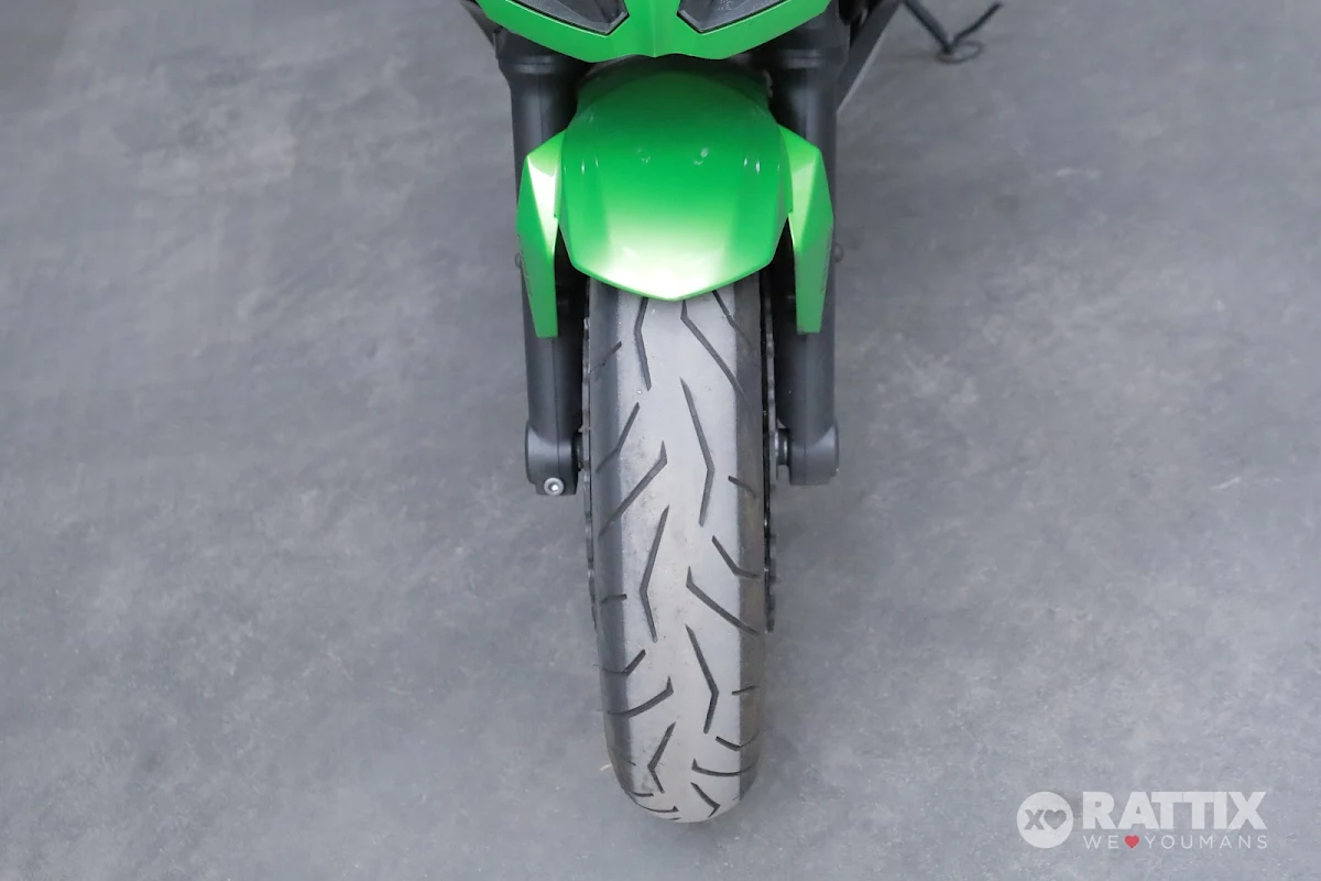 KAWASAKI ER-6F Abs
