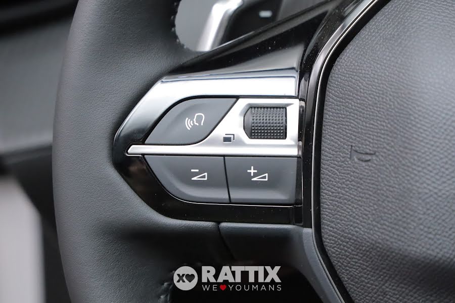Peugeot 208 1.2 Hybrid 145CV Allure e-DCS6 Bianco Banchisa   Km 0 foto 10