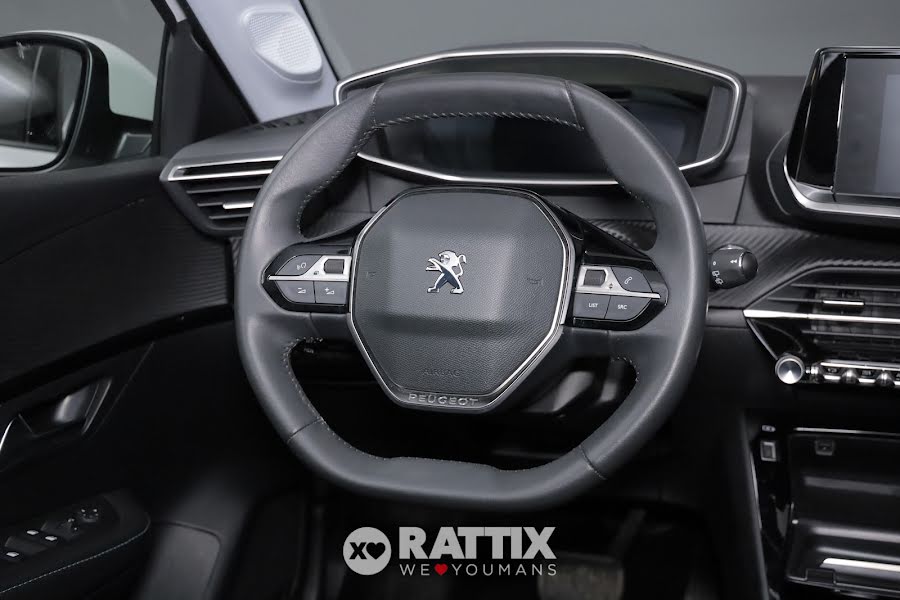 Peugeot e-208 motore elettrico 100kW Allure Pack  Bianco madreperla  Aziendale foto 10