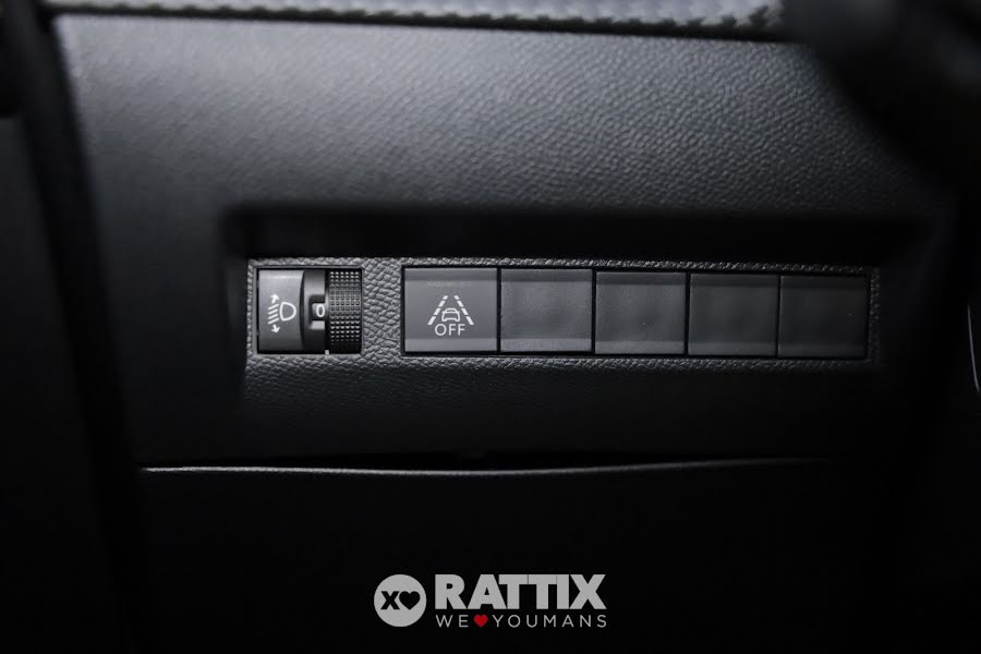 Peugeot e-208 motore elettrico 100kW Allure Pack  Bianco madreperla  Aziendale foto 30