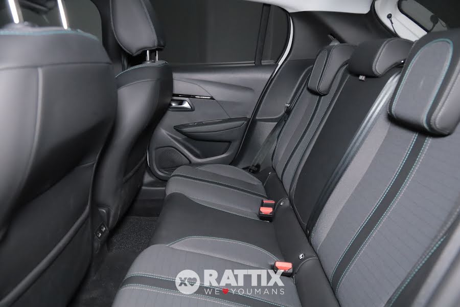 Peugeot e-208 motore elettrico 100kW Allure Pack  Bianco madreperla  Aziendale foto 32