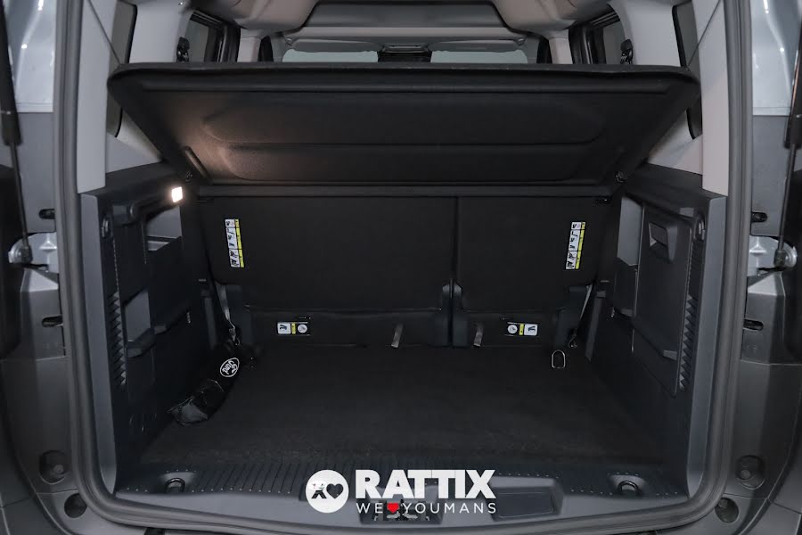 Ford Tourneo Courier 1.0 Ecoboost 125CV Titanium Powershift Solar Silver  Nuovo foto 8