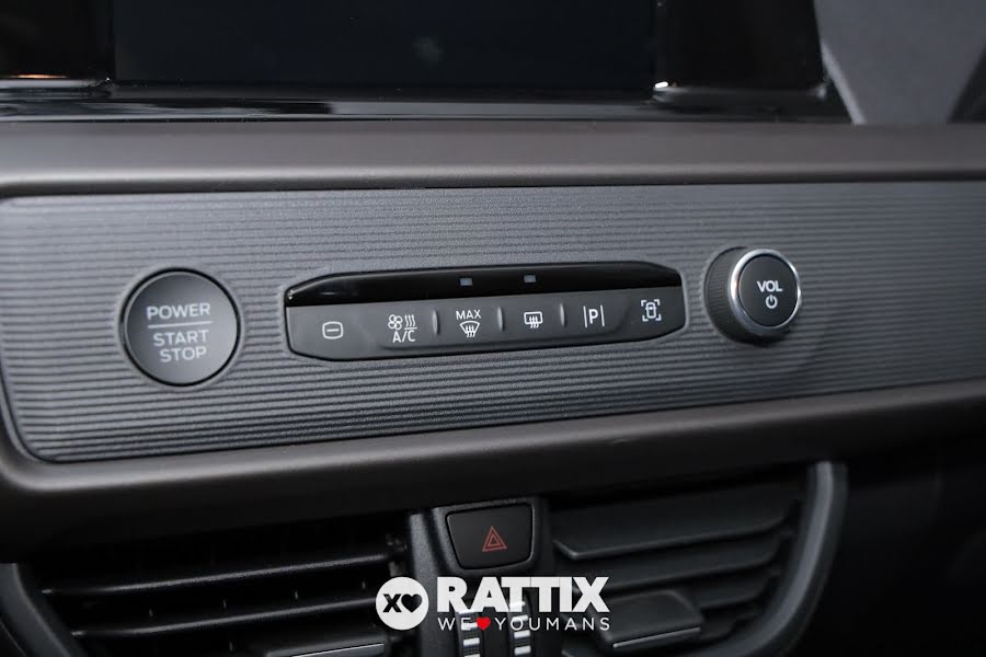 Ford Tourneo Courier 1.0 Ecoboost 125CV Titanium Powershift Solar Silver  Nuovo foto 27