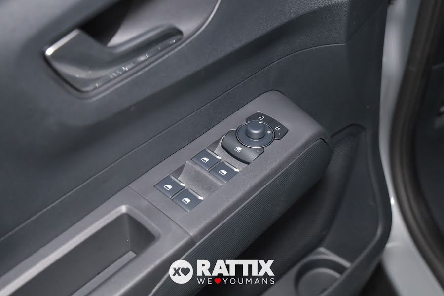 Ford Tourneo Courier 1.0 Ecoboost 125CV Titanium Powershift Solar Silver  Nuovo foto 30