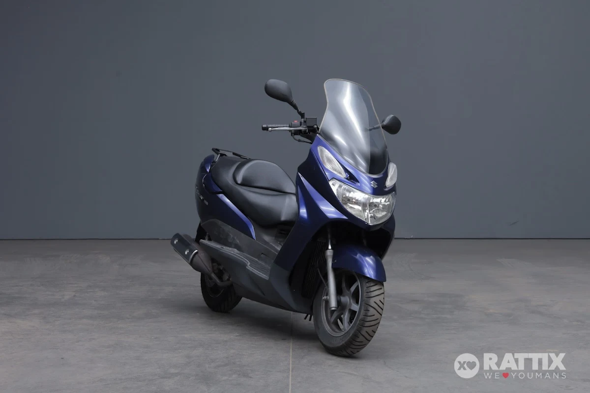 SUZUKI Burgman 150 UH 150