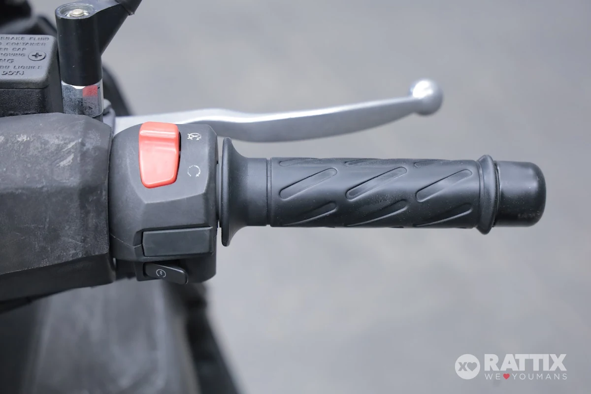 SUZUKI Burgman 150 UH 150