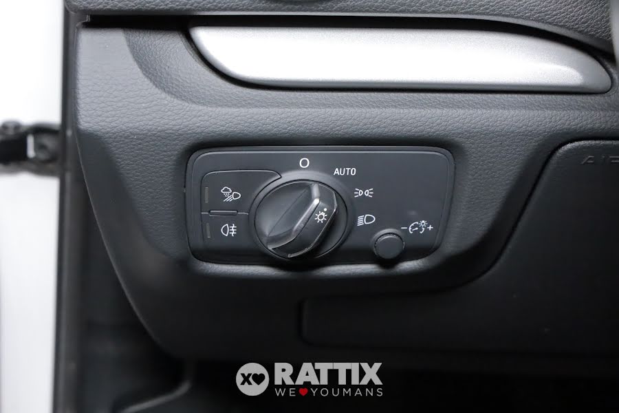 Audi A3 Sportback 35 1.5 TFSI 150CV Business bianco  Aziendale foto 22