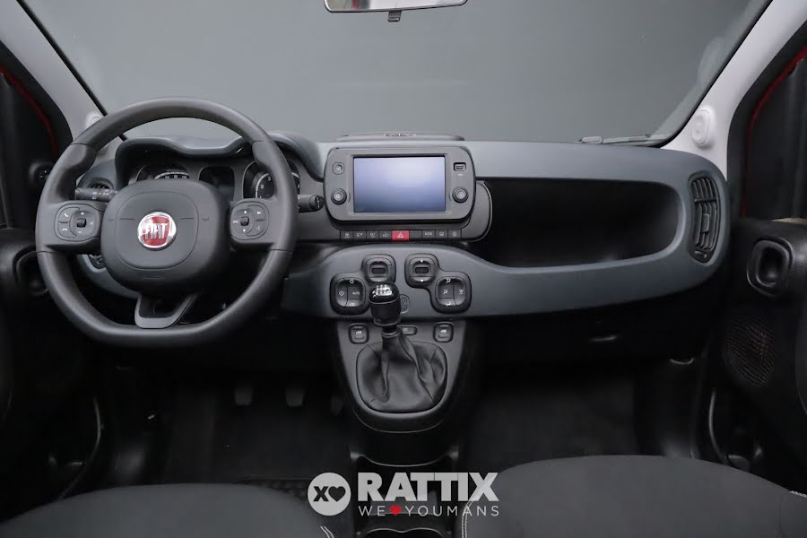 Fiat Panda 1.0 Firefly Hybrid 70CV Cross 5p.ti Rosso Passione  Aziendale foto 8