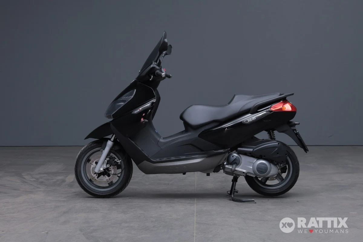 PIAGGIO X7  250 ie