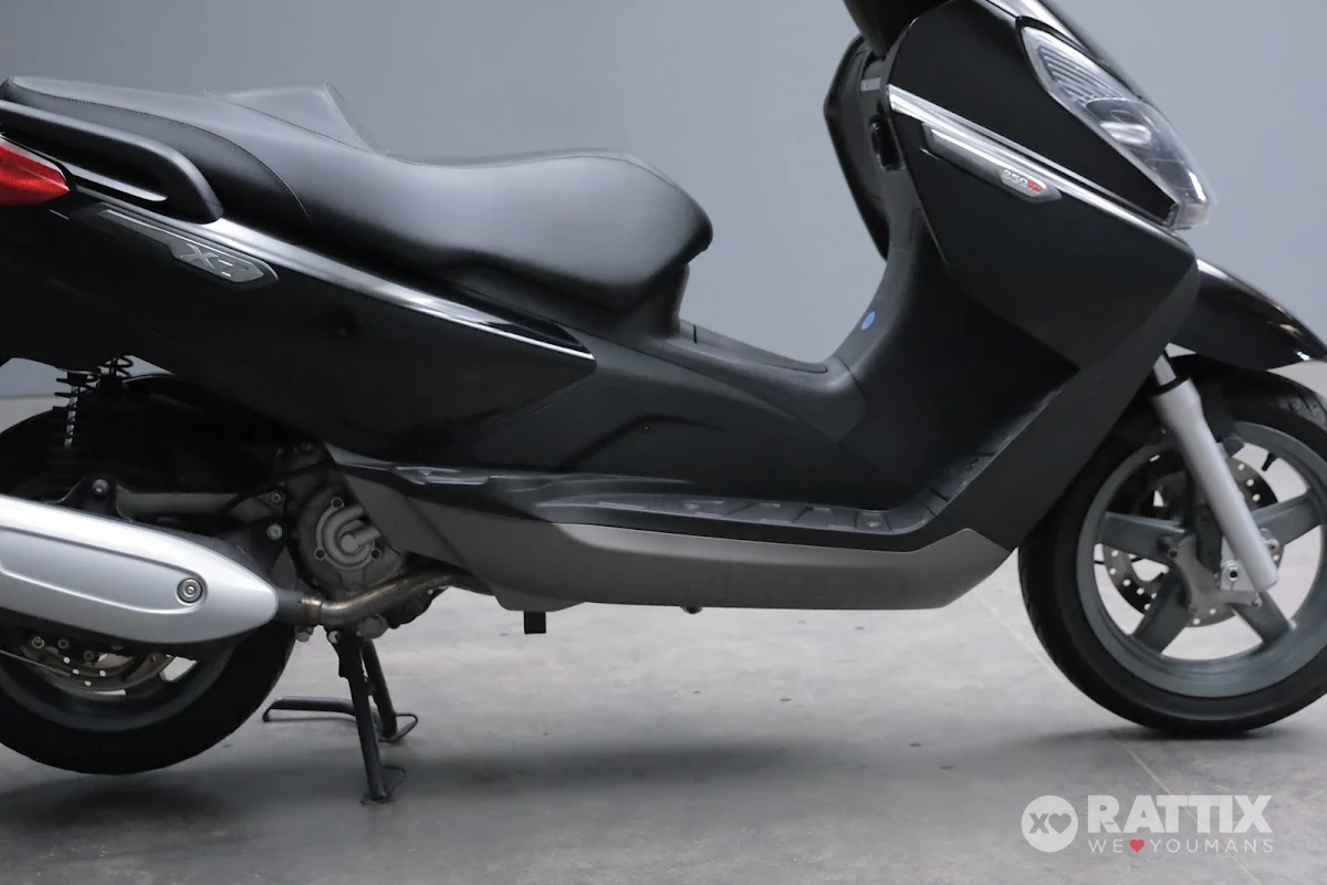 PIAGGIO X7  250 ie