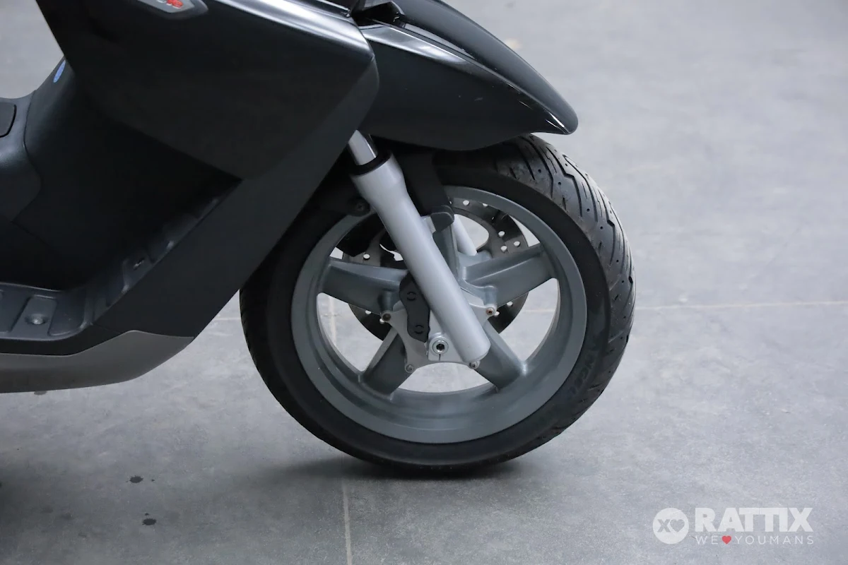 PIAGGIO X7  250 ie