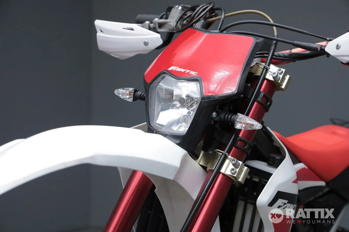 FANTIC MOTOR XE 50 2T Competition
