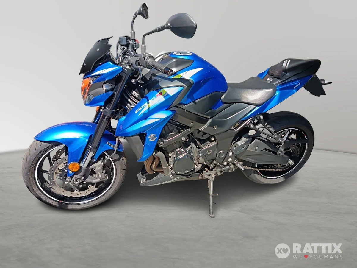 SUZUKI GSX 750 