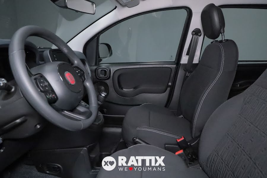 Fiat Panda 1.0 Firefly Hybrid 70CV 5p.ti + Pack City Nero Cinema  Km 0 foto 8