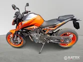 KTM Duke   790 Orange