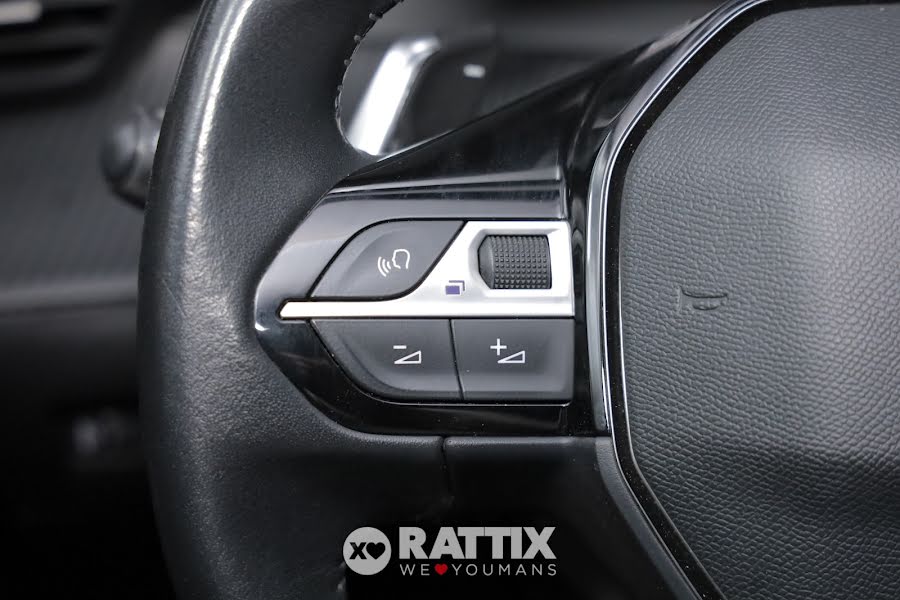 Peugeot 2008 1.5 BlueHDI 130CV Allure Pack EAT8 Grigio Platinum  Aziendale foto 10