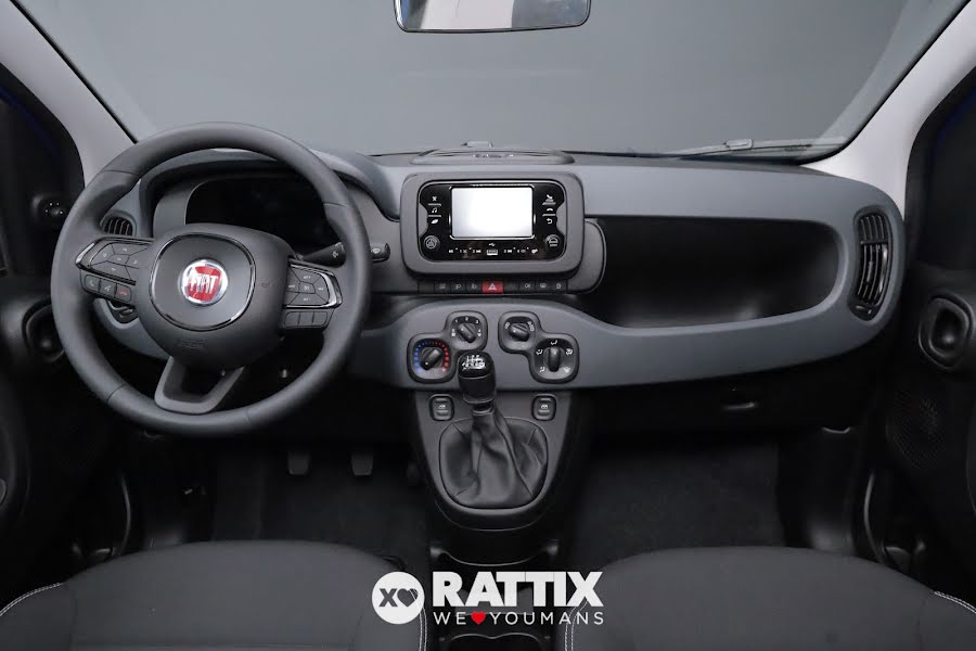 Fiat Panda 1.0 Firefly Hybrid 70CV 5p.ti + Pack City Blu Italia  Km 0 foto 8