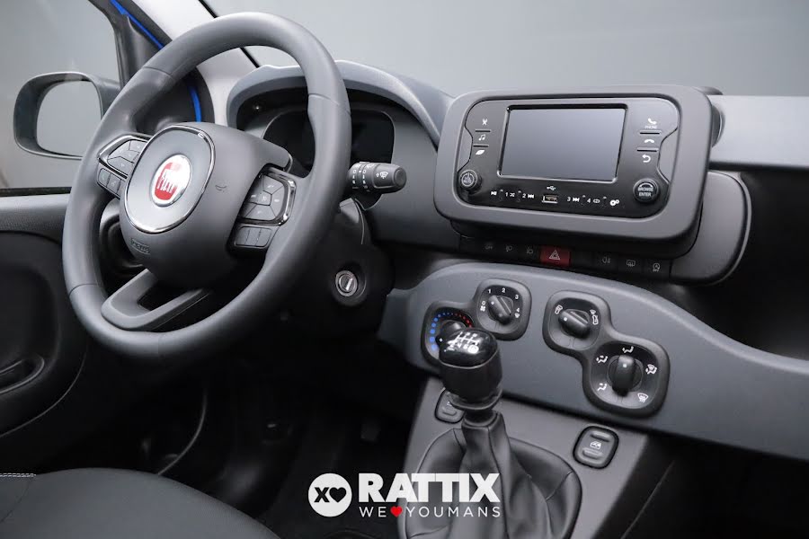Fiat Panda 1.0 Firefly Hybrid 70CV 5p.ti + Pack City Blu Italia  Km 0 foto 16
