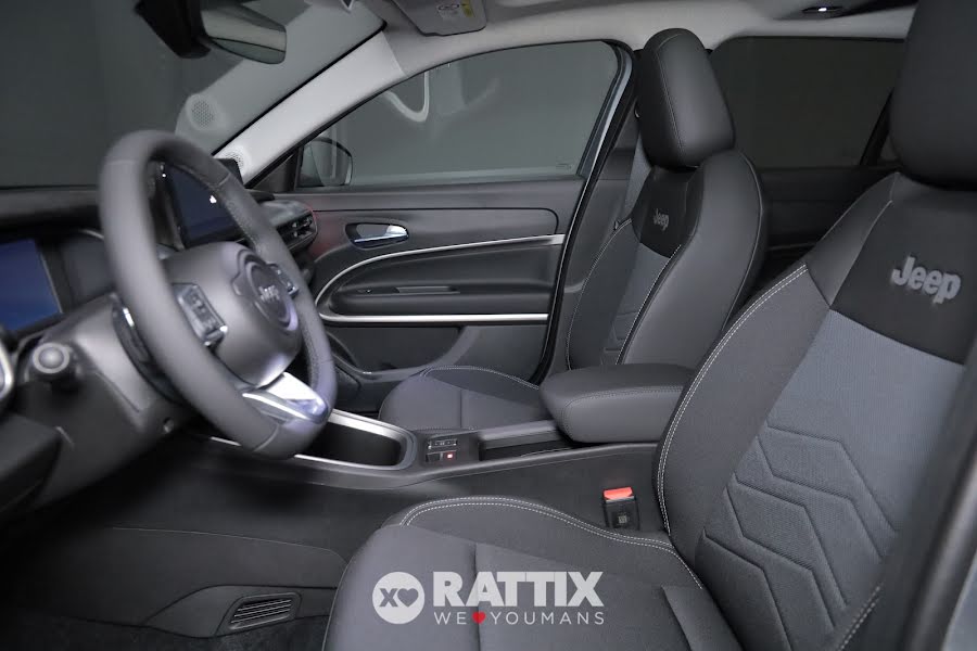 Jeep Avenger 1.2 Turbo e-Hybrid 110CV Summit EDCT6 Grigio Granite  Nuovo foto 7