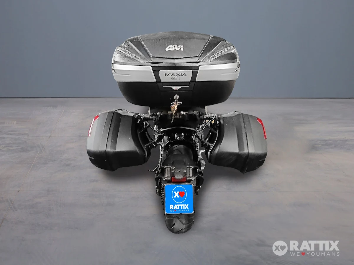 YAMAHA Niken 850