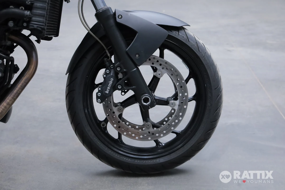 BMW F 800  R