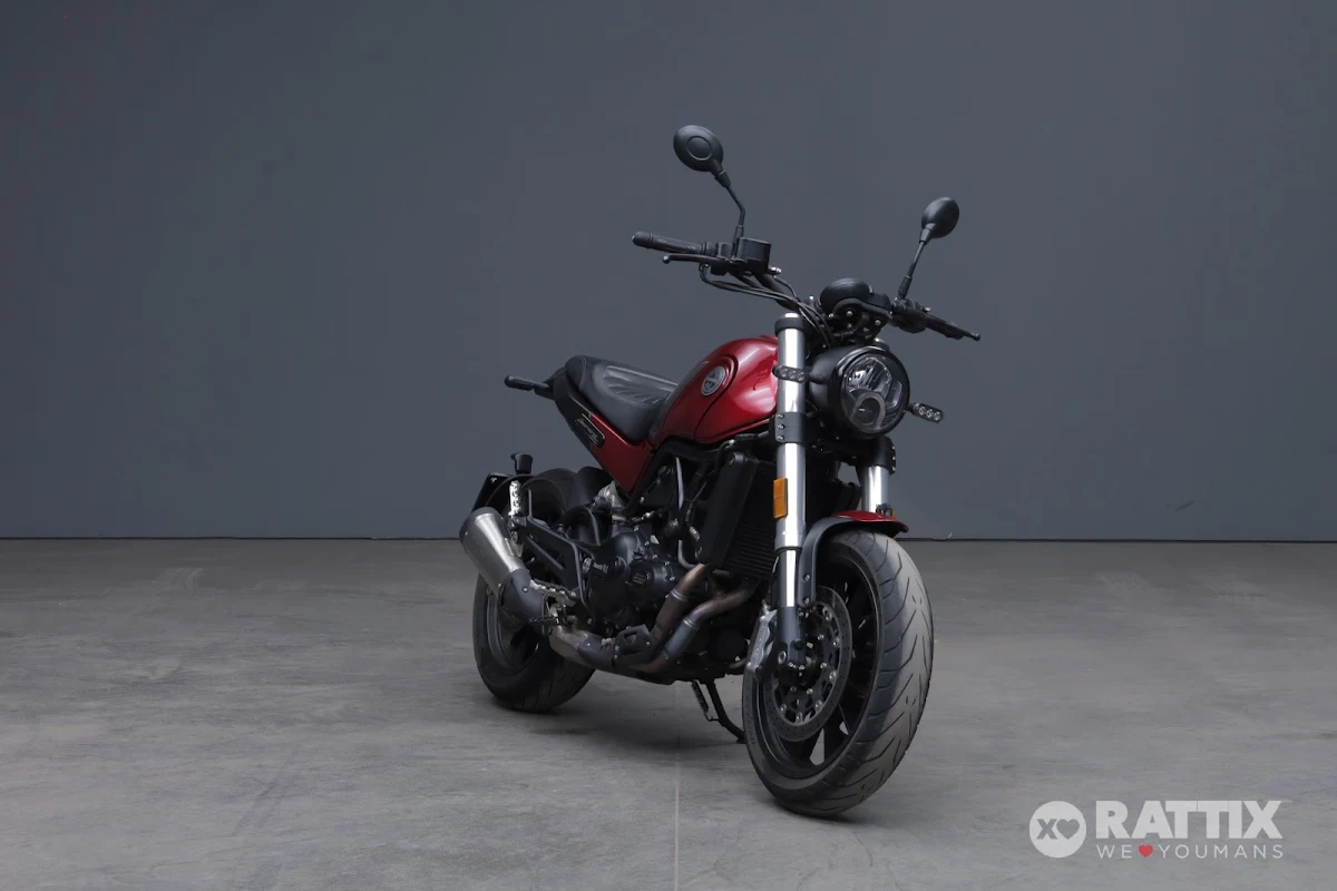 BENELLI Leoncino  500 E5