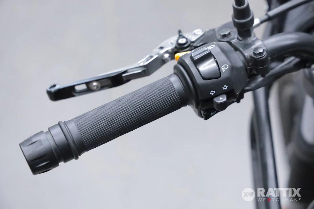 ROYAL ENFIELD Himalayan  400 Bicolor 