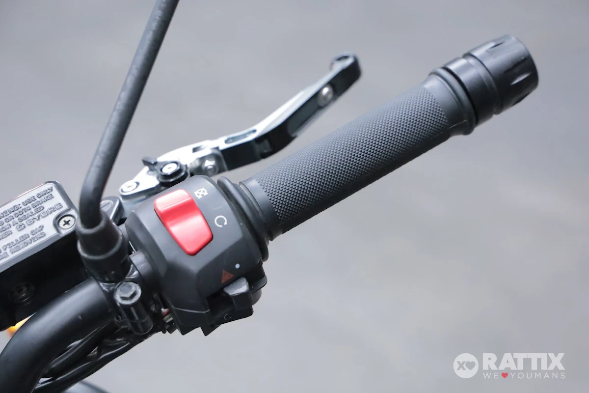 ROYAL ENFIELD Himalayan  400 Bicolor 