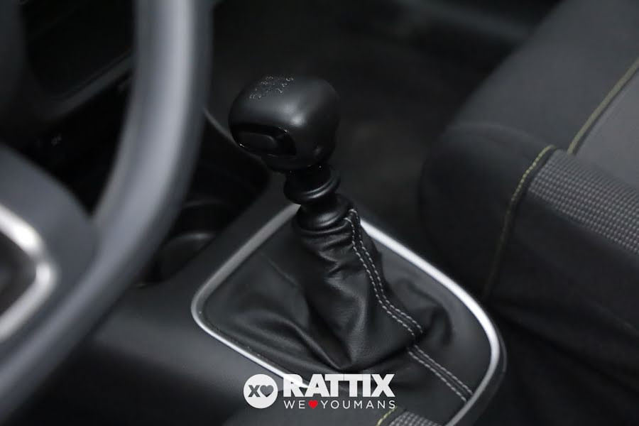 Citroen C3 1.2 Puretech 110CV Max Rosso Elixir  Aziendale foto 22