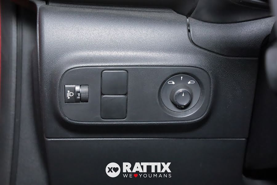 Citroen C3 1.2 Puretech 110CV Max Rosso Elixir  Aziendale foto 23